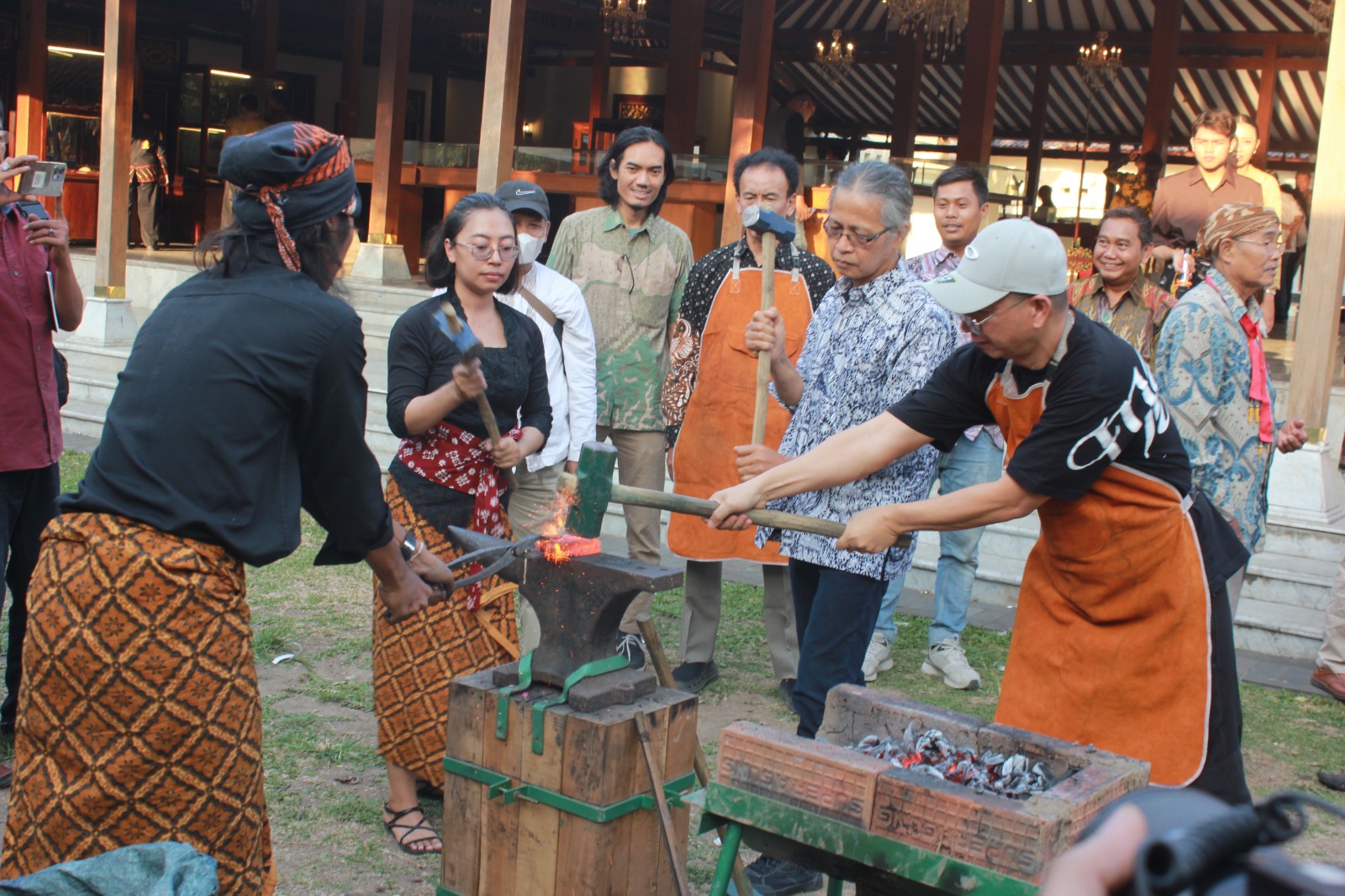 NDALEM DJOJOKOESOEMAN JADI AJANG KERISFEST #5